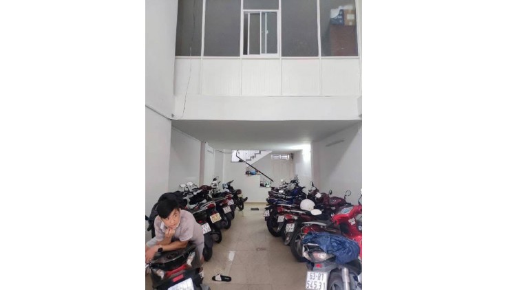 Nhà Mới 5 Tầng Cho Thuê 40tr/Thang 90M2-- Hiệp Bình Chánh-Thủ Đức-Giá Chỉ 8.9 Tỷ  TL